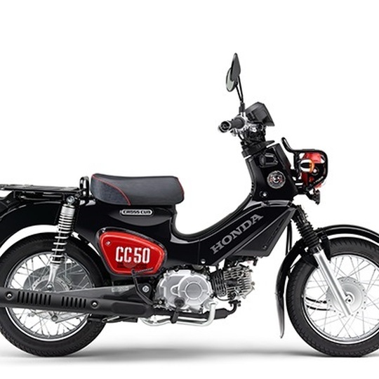 22CROSS_CUB_kuro